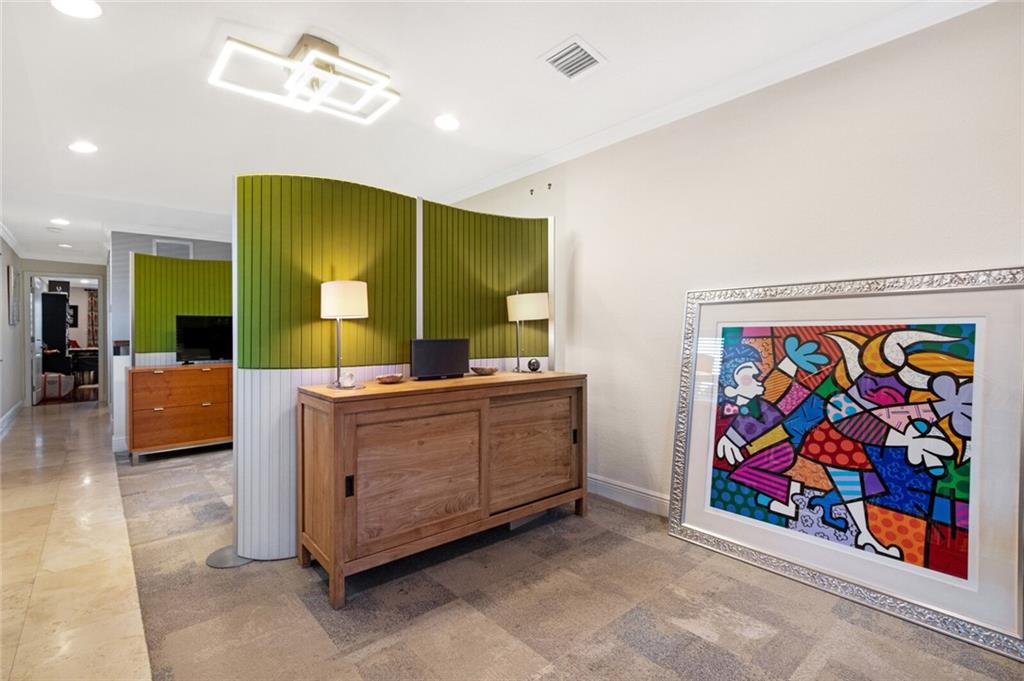 Canary Palm - Residential