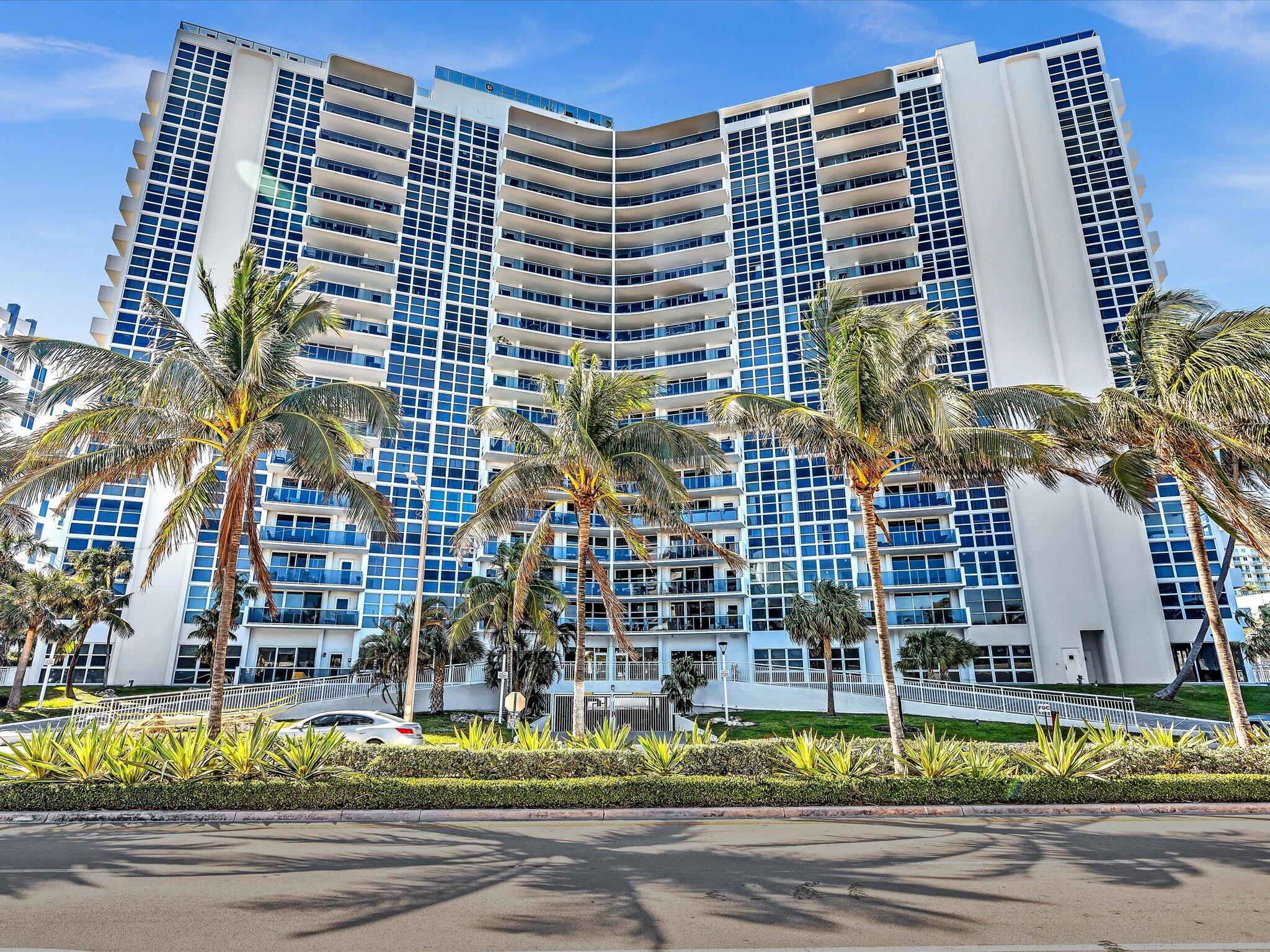 2841 N Ocean Boulevard 1105