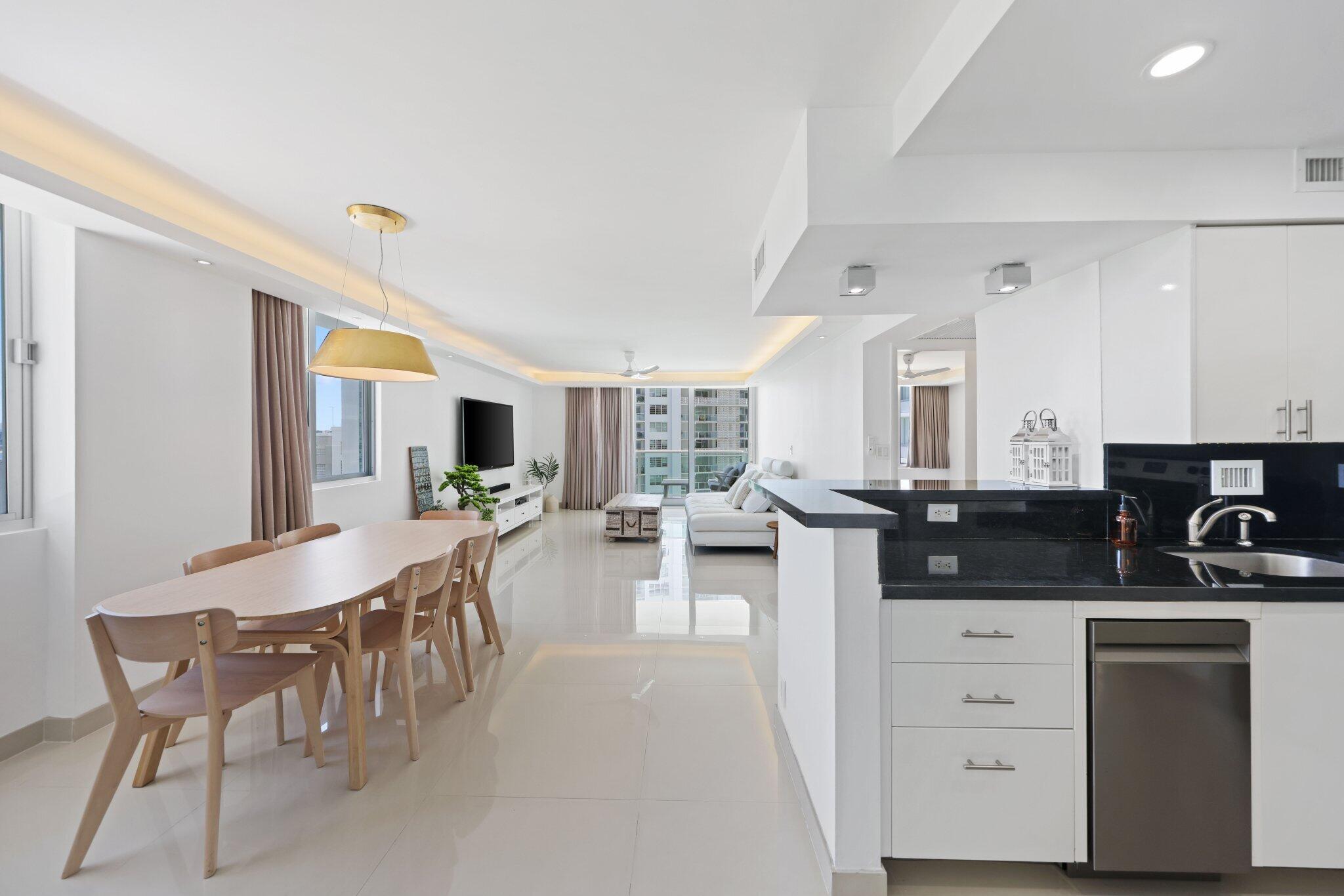 MIRADOR 1000 CONDO - Residential