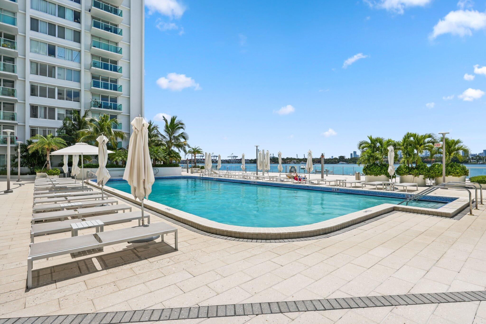 MIRADOR 1000 CONDO - Residential