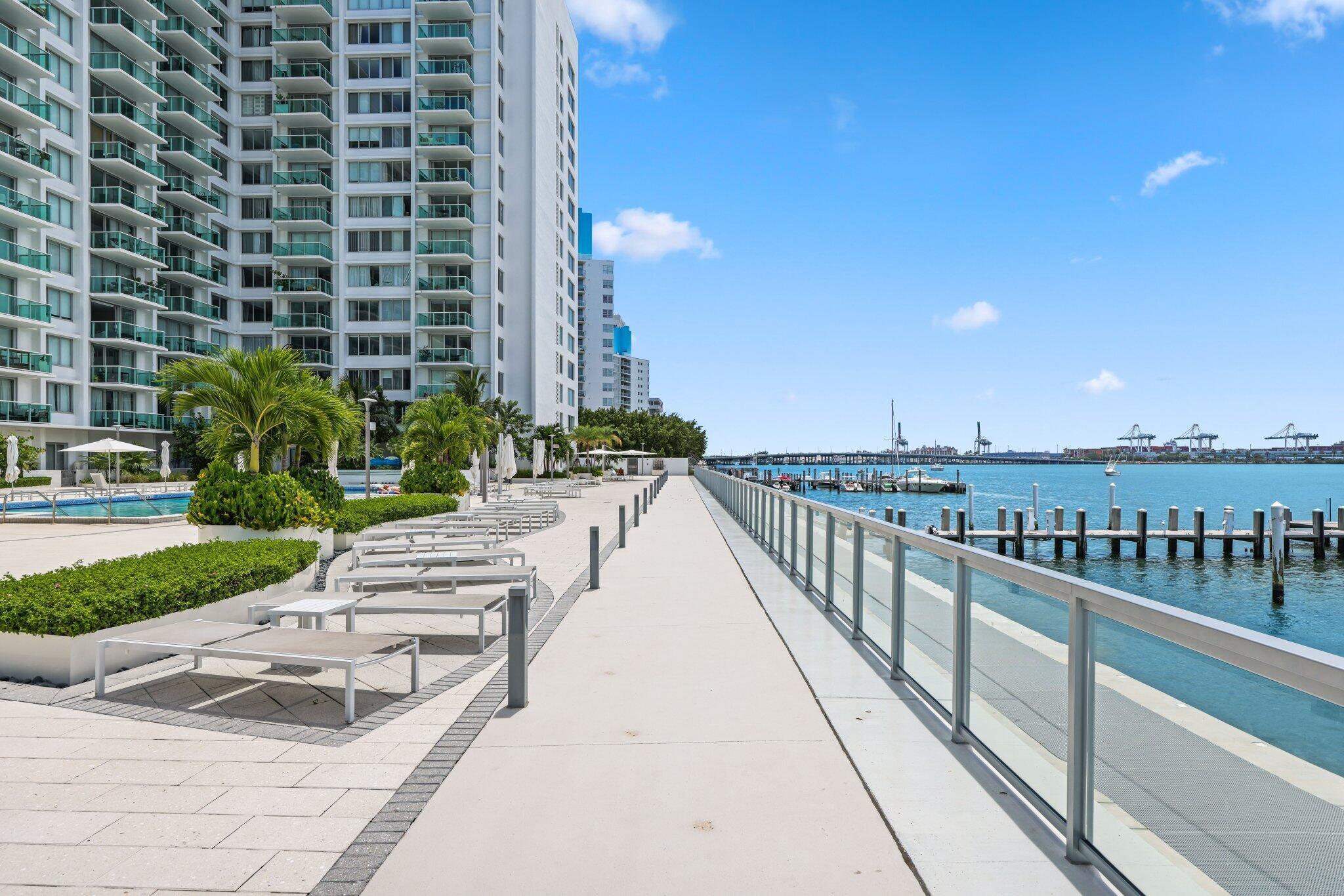 MIRADOR 1000 CONDO - Residential