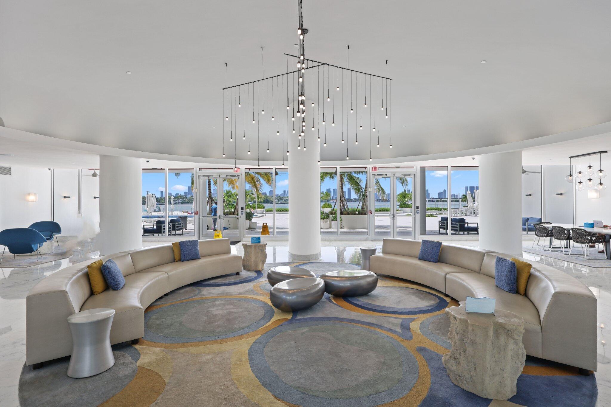 MIRADOR 1000 CONDO - Residential