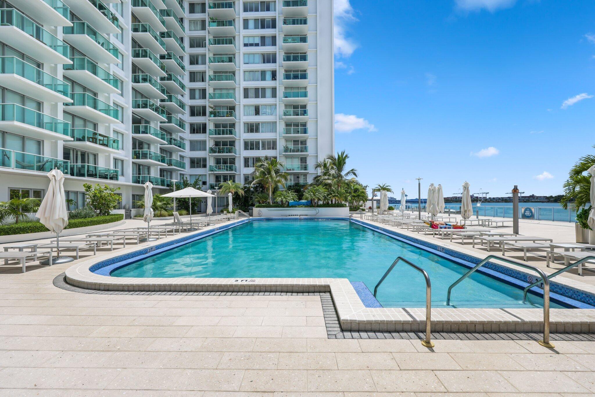 MIRADOR 1000 CONDO - Residential