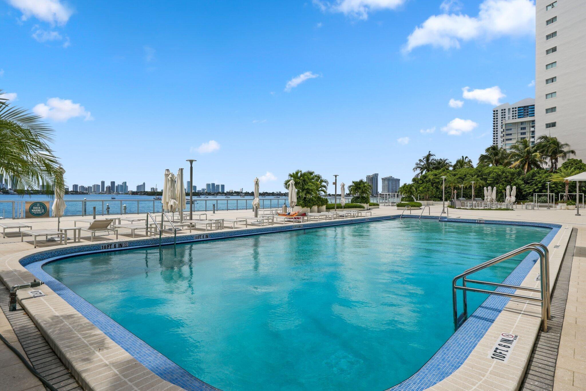 MIRADOR 1000 CONDO - Residential