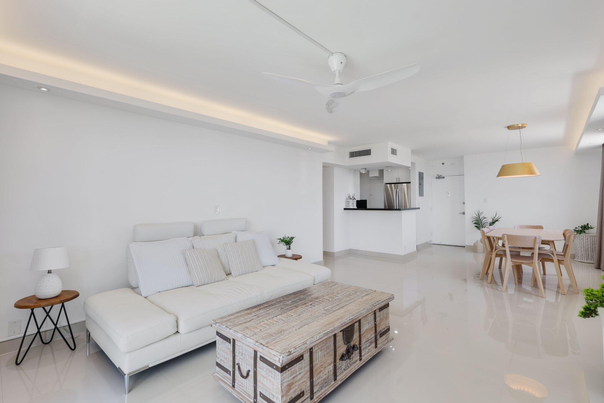 MIRADOR 1000 CONDO - Residential