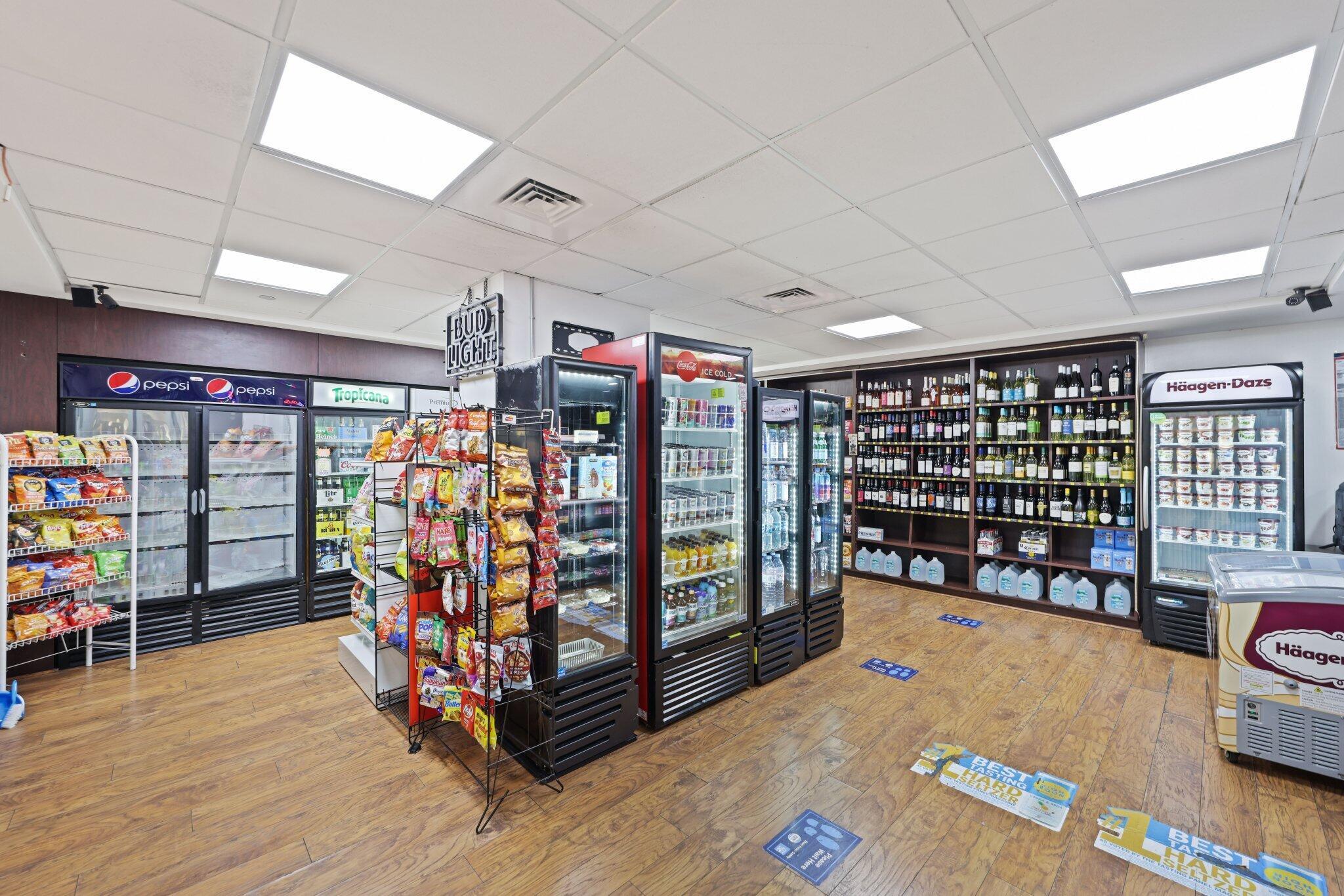 MIRADOR 1000 CONDO - Residential