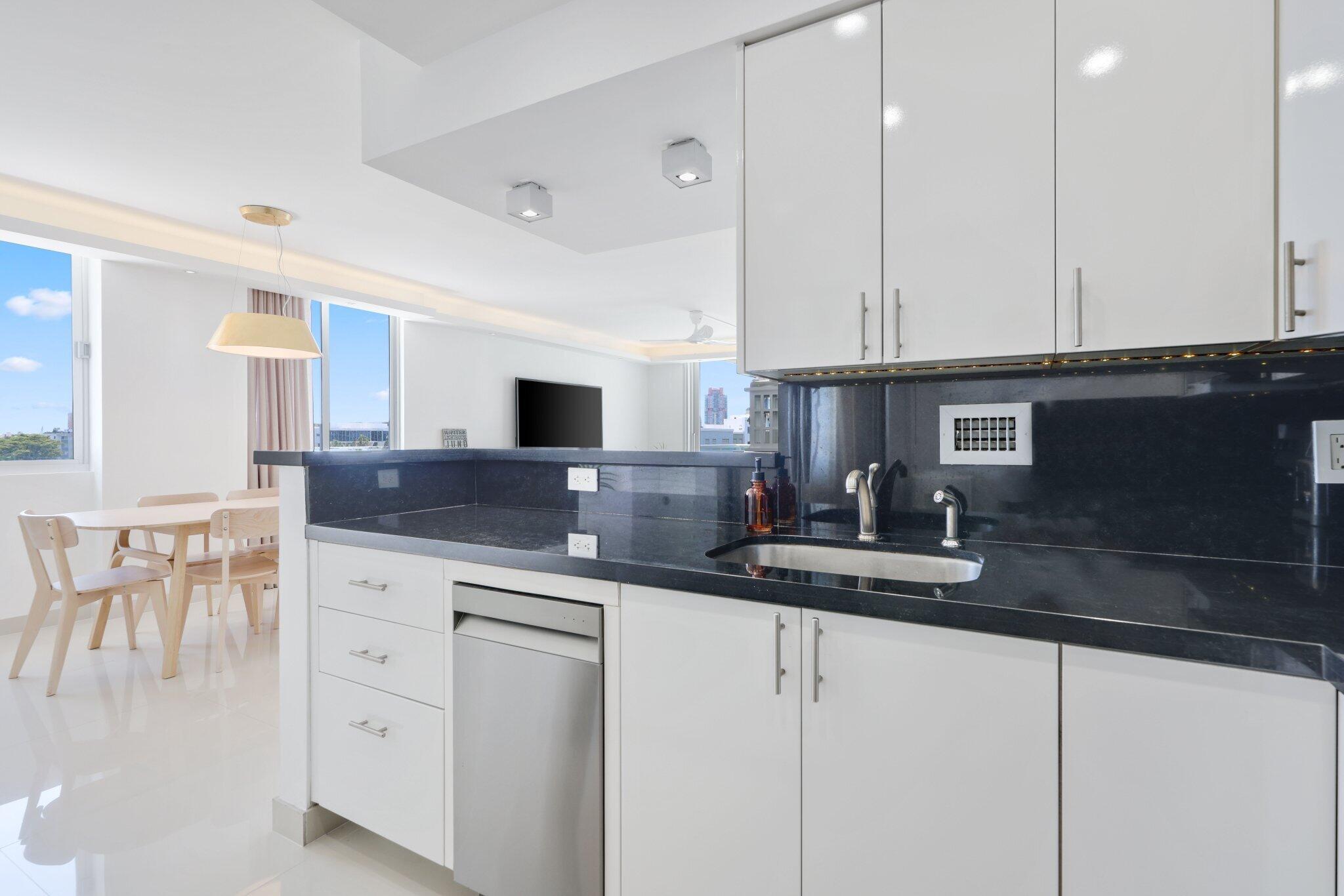 MIRADOR 1000 CONDO - Residential