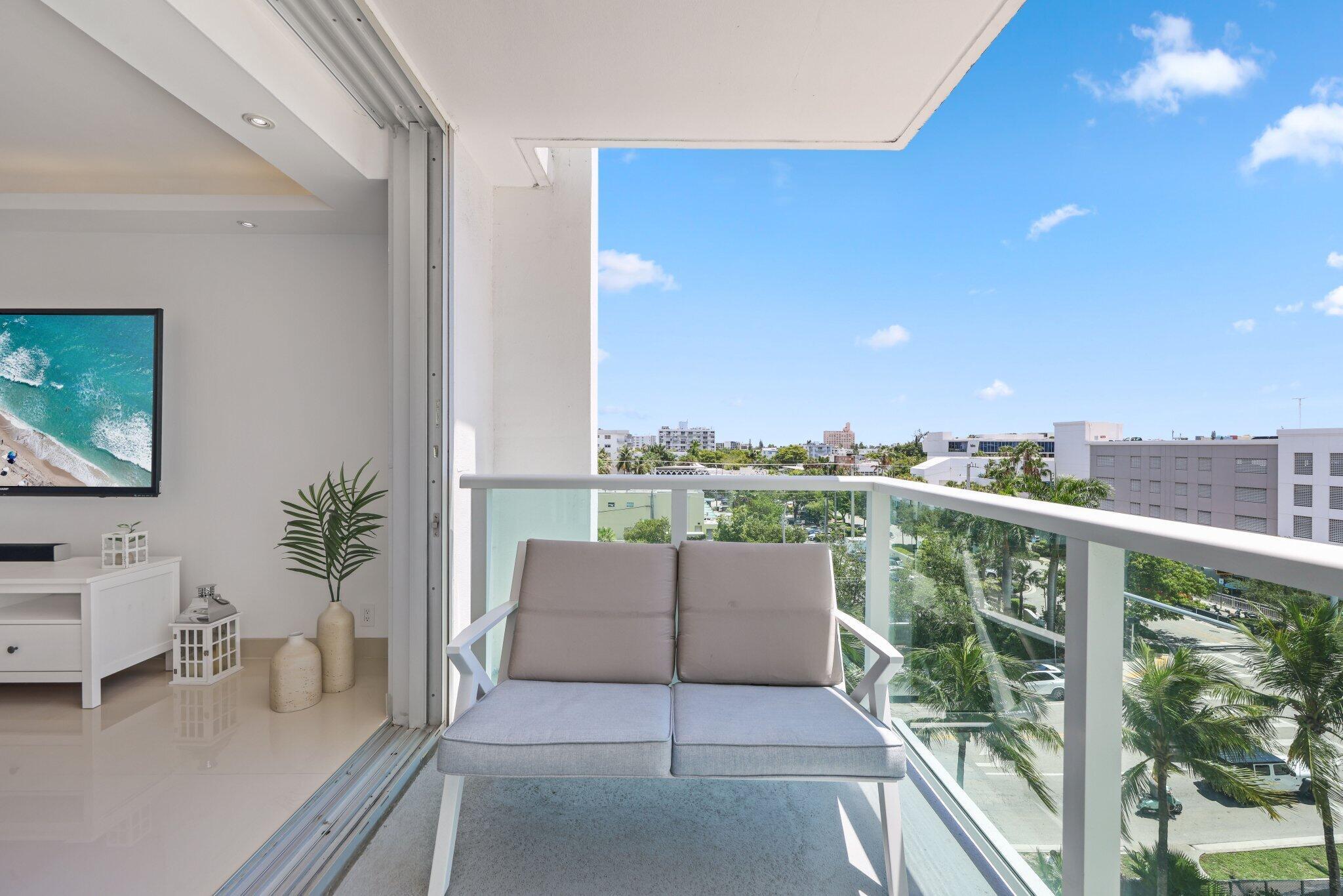 MIRADOR 1000 CONDO - Residential