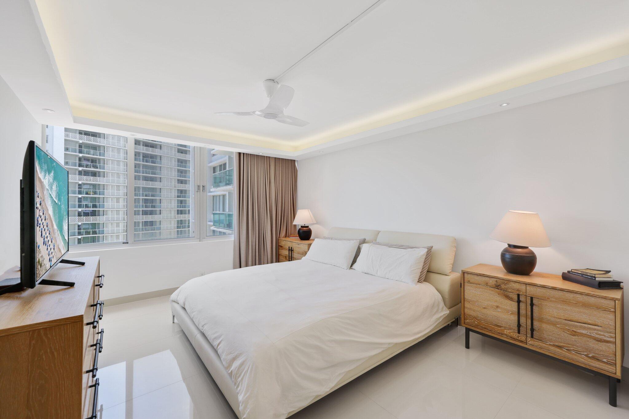 MIRADOR 1000 CONDO - Residential