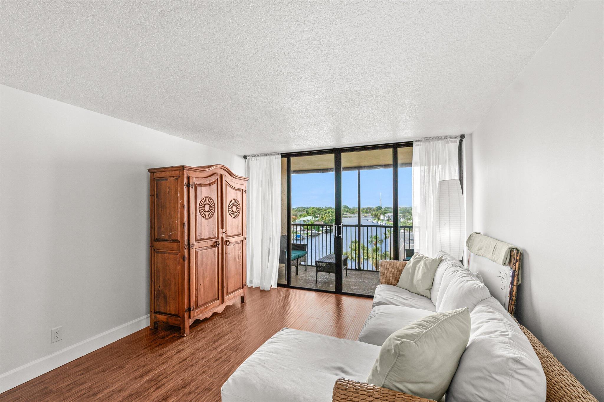 BOCA BAYOU CONDO - Residential Lease