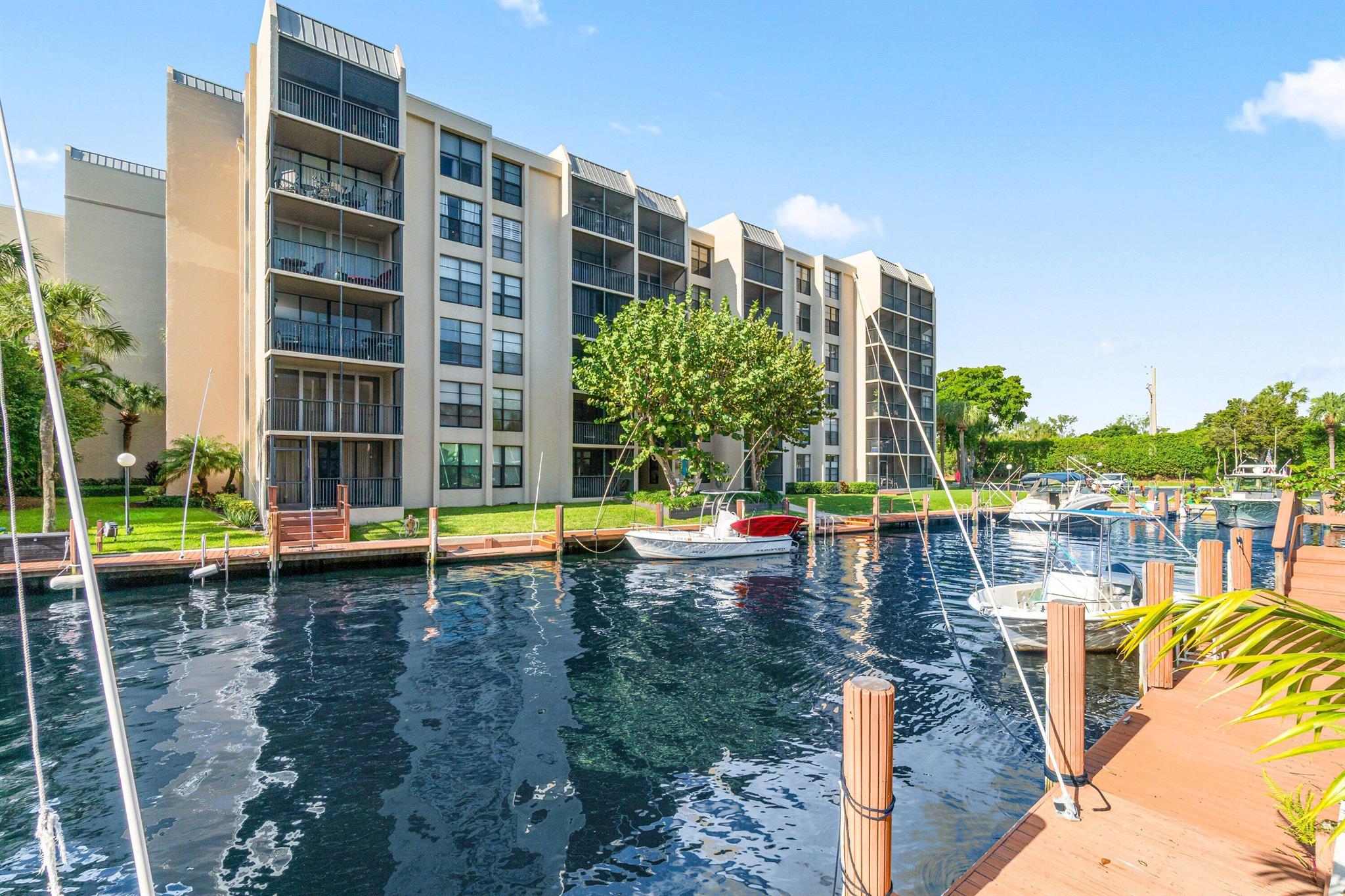 BOCA BAYOU CONDO - Residential Lease