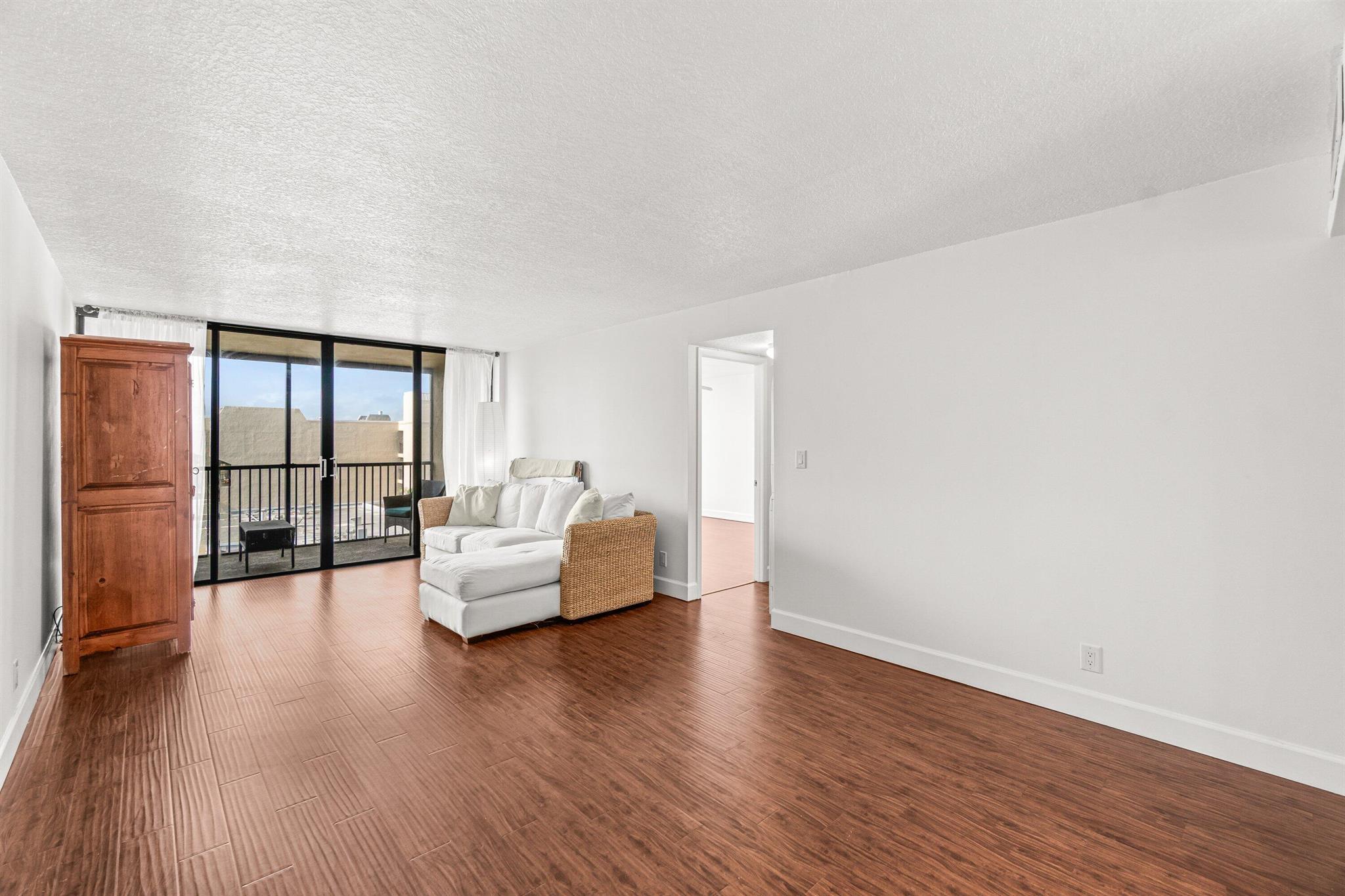 BOCA BAYOU CONDO - Residential Lease