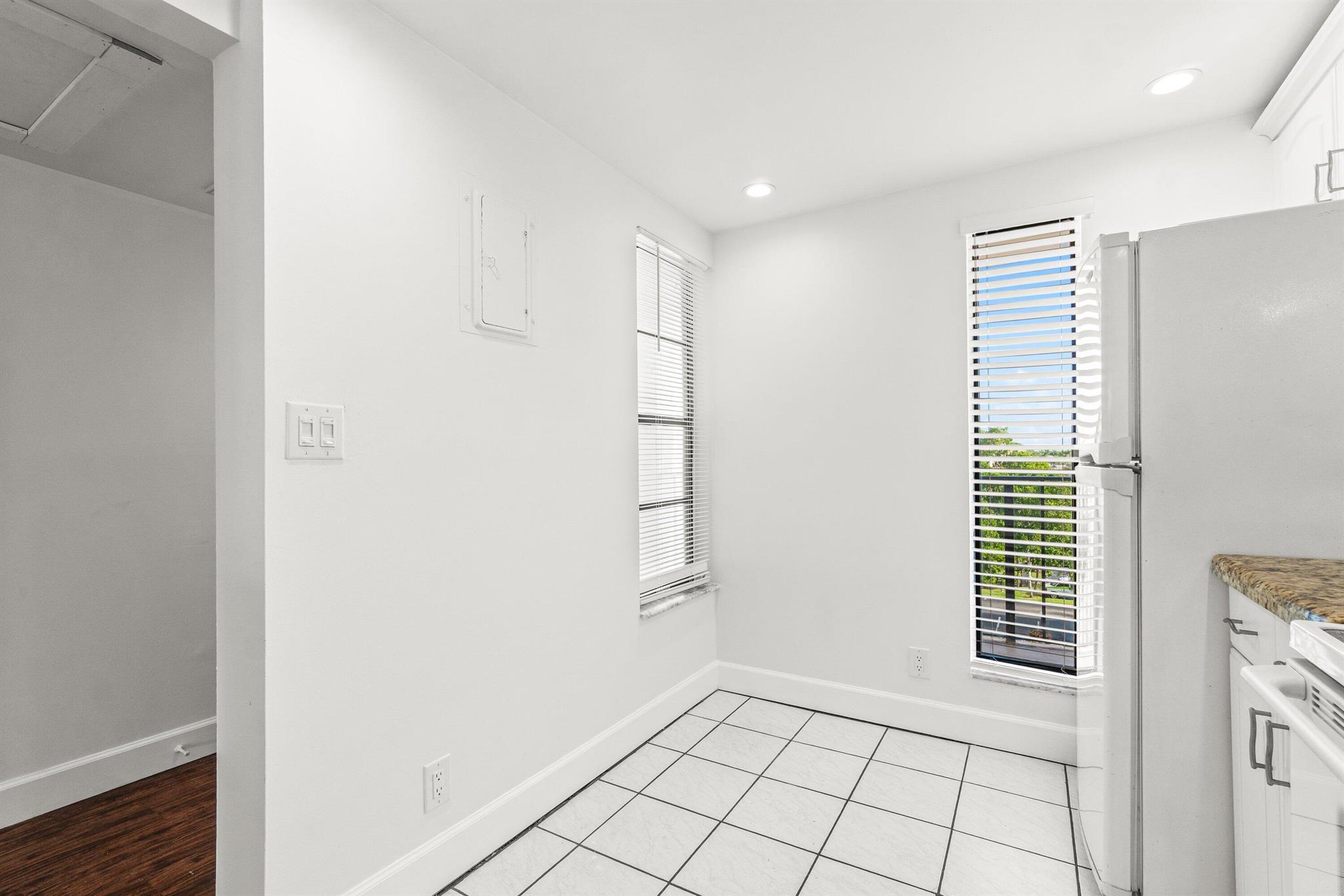 BOCA BAYOU CONDO - Residential Lease