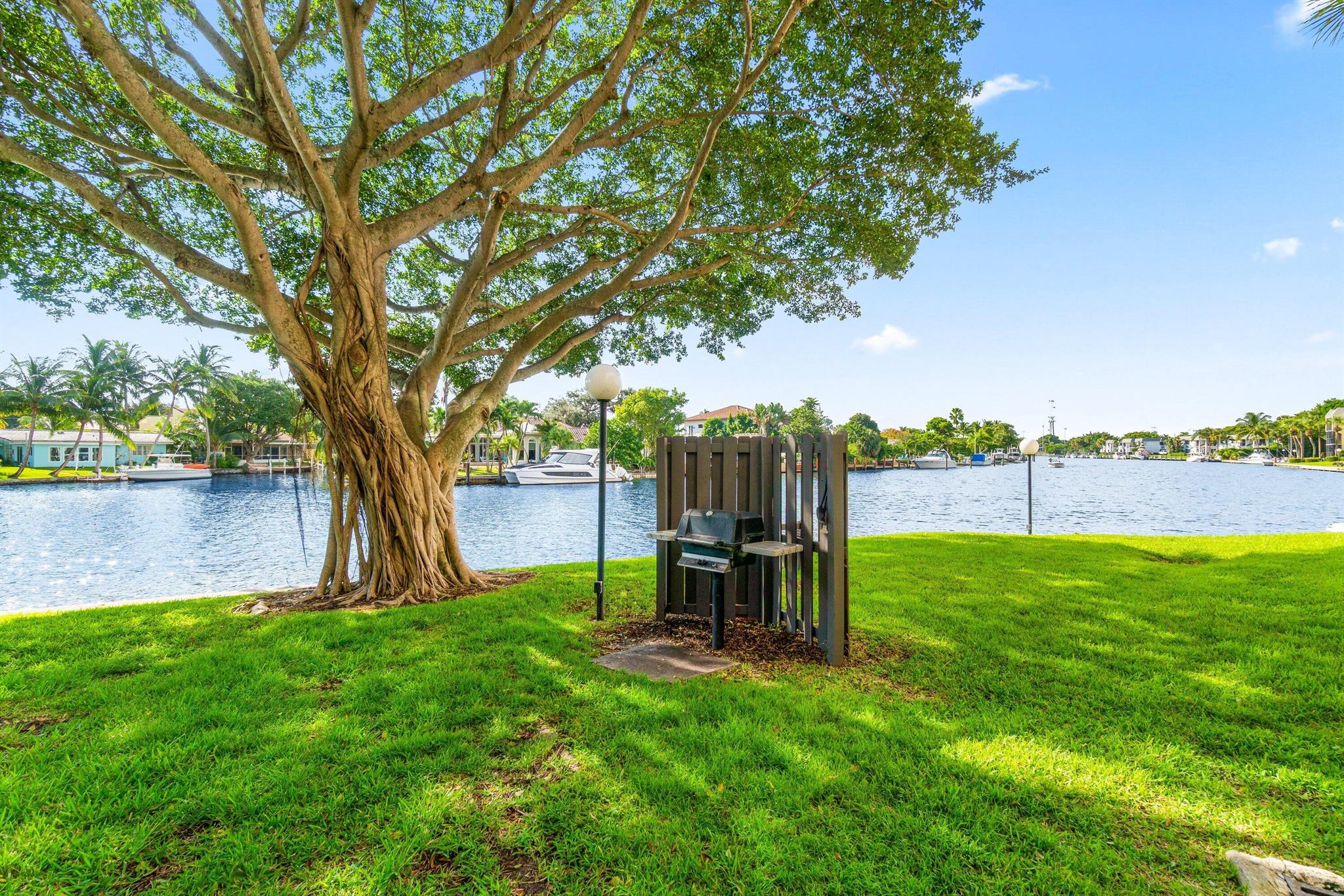 BOCA BAYOU CONDO - Residential Lease