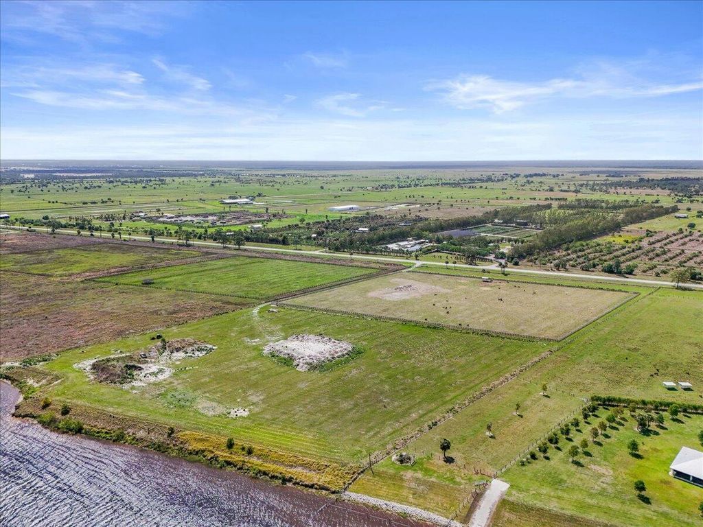 Photo of 8105 SW Kanner Highway, Indiantown, FL 34956 (MLS # B26014616)
