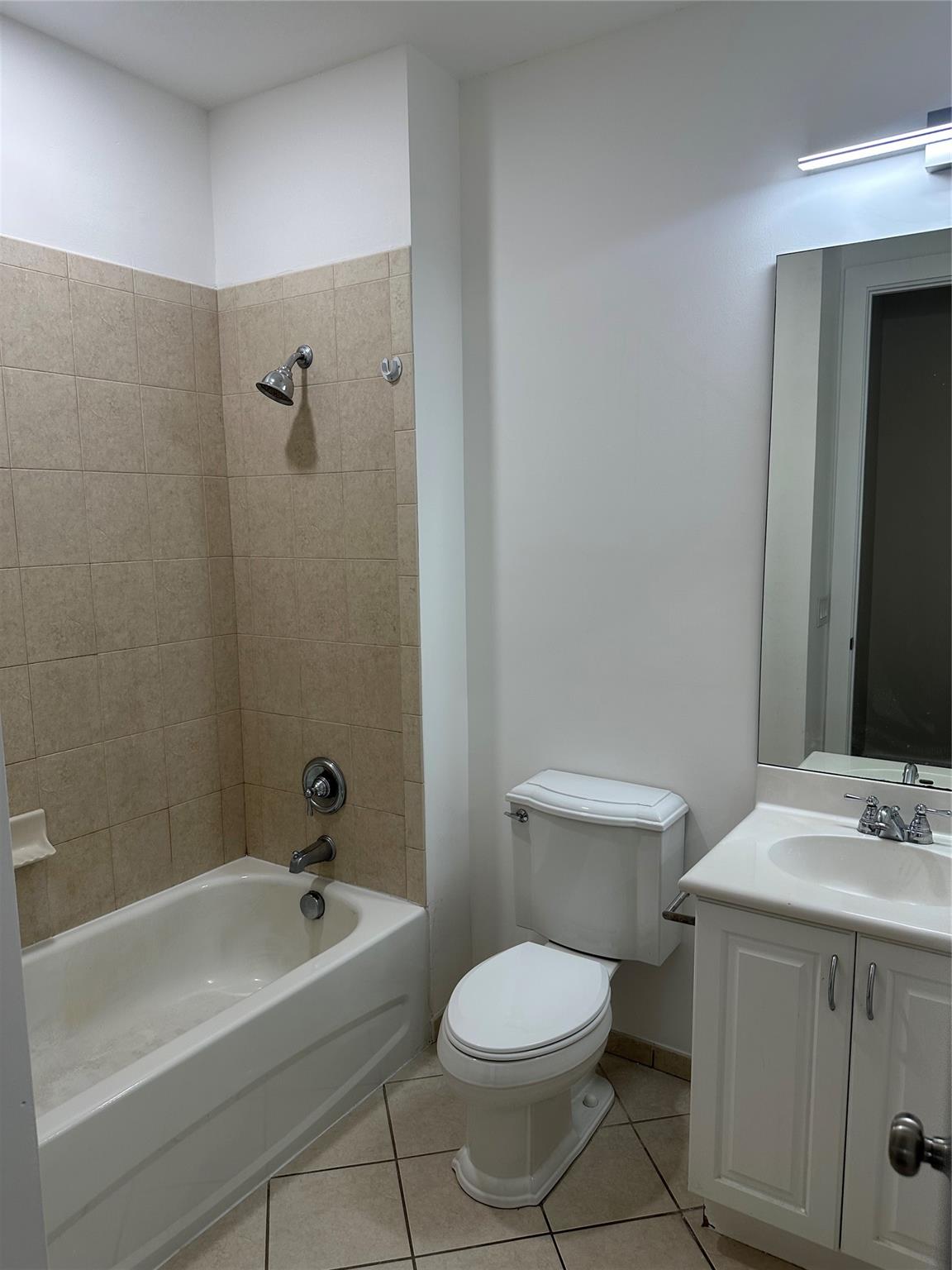 Edgewood Landings 173-159 - Residential Lease