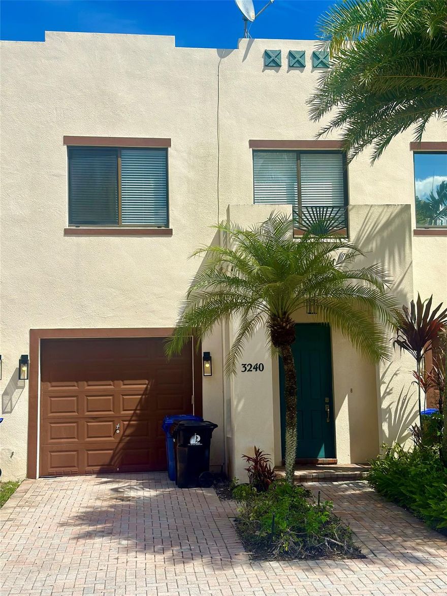 Spacious 3 bedroom 2.5 bathroom townhome with one car garage located in Edgewood Landings in Fort Lauderdale, conveniently located to I-95, Airport, Las Olas Blvd & the Beach. This bright & airy townhome is move-in ready having just been fully painted and meticulously cleaned.  Features include impact windows and doors, new luxury vinyl flooring, an open concept living area with spacious kitchen, granite countertops, new stainless steel appliances, pantry & extra storage closet.
