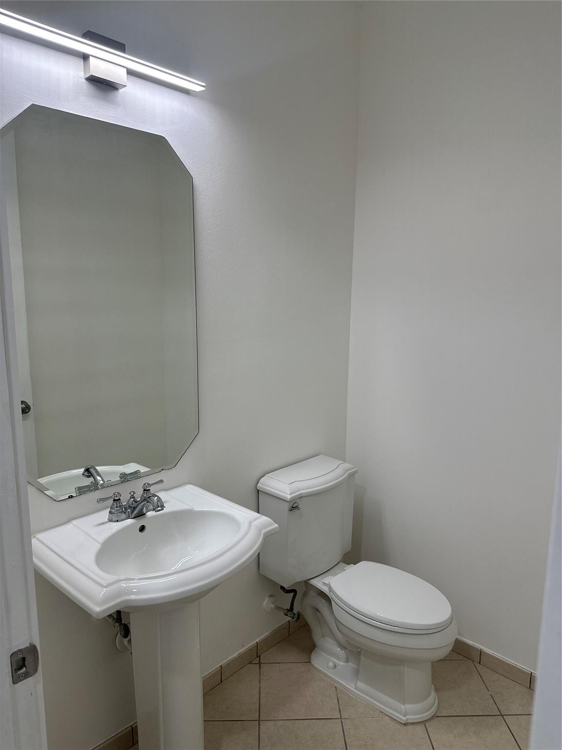 Edgewood Landings 173-159 - Residential Lease