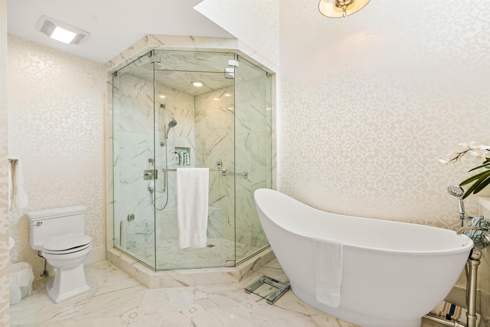 Admirals Cove - Residential