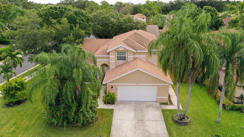 Photo of 101 Banyan Lane, Royal Palm Beach, FL 33411 (MLS # R10737659)