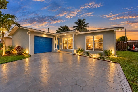 Photo of 3740 NW 113TH Avenue, Sunrise, FL 33323 (MLS # B26079944)