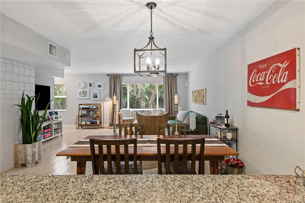 Riverbend Townhomes - Residential
