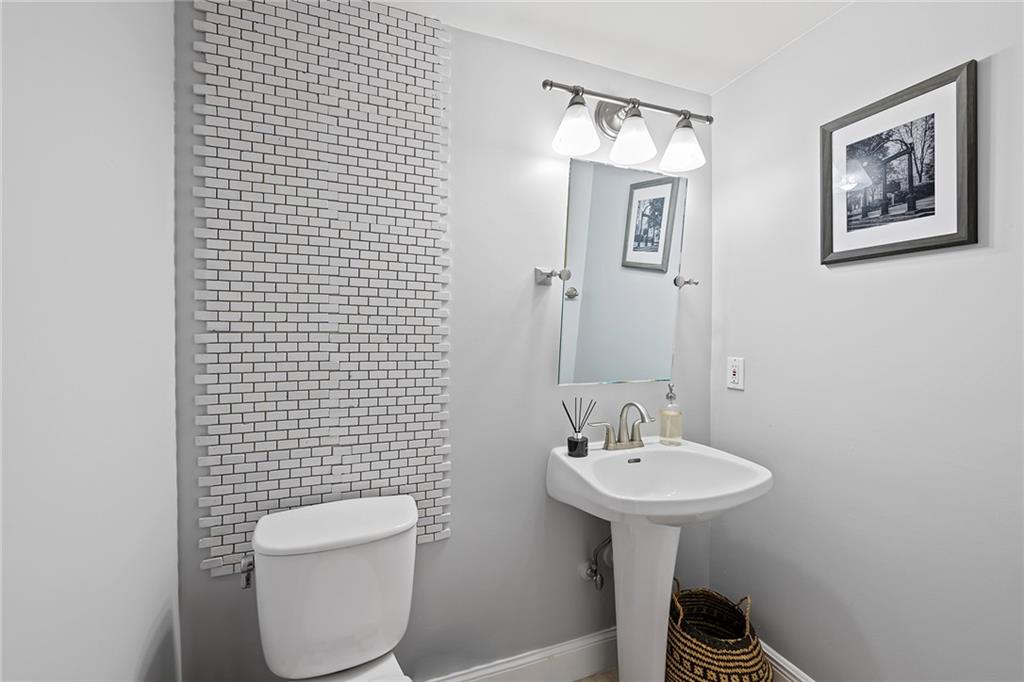 Riverbend Townhomes - Residential