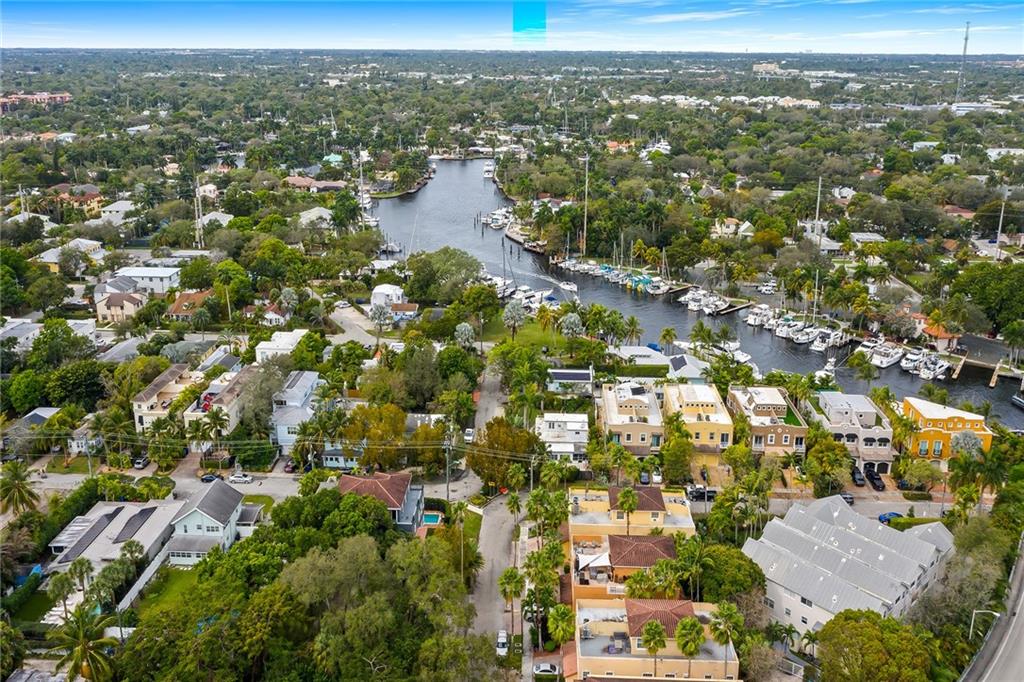 Riverbend Townhomes - Residential