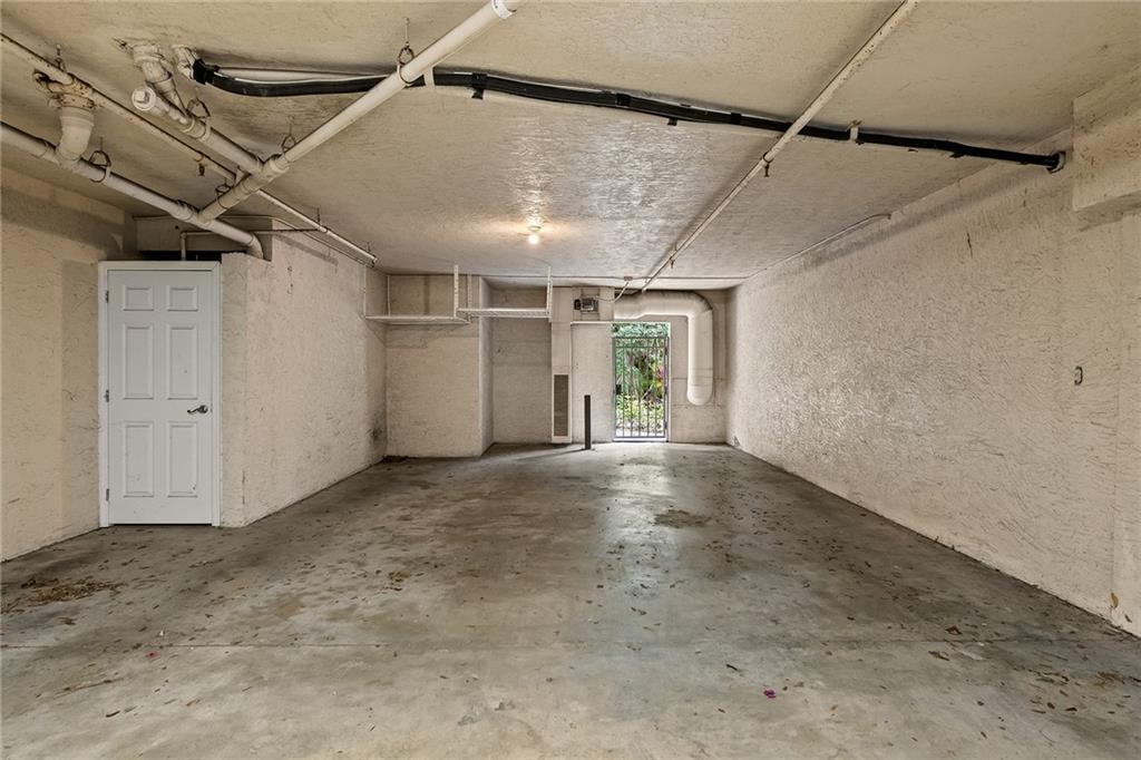 Riverbend Townhomes - Residential