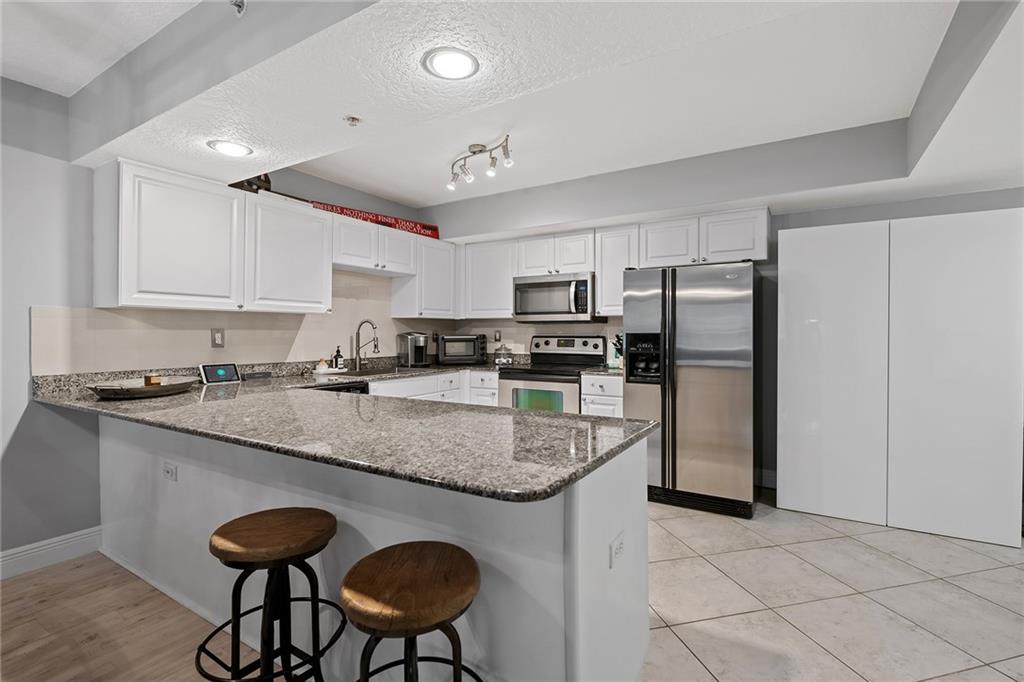 Riverbend Townhomes - Residential