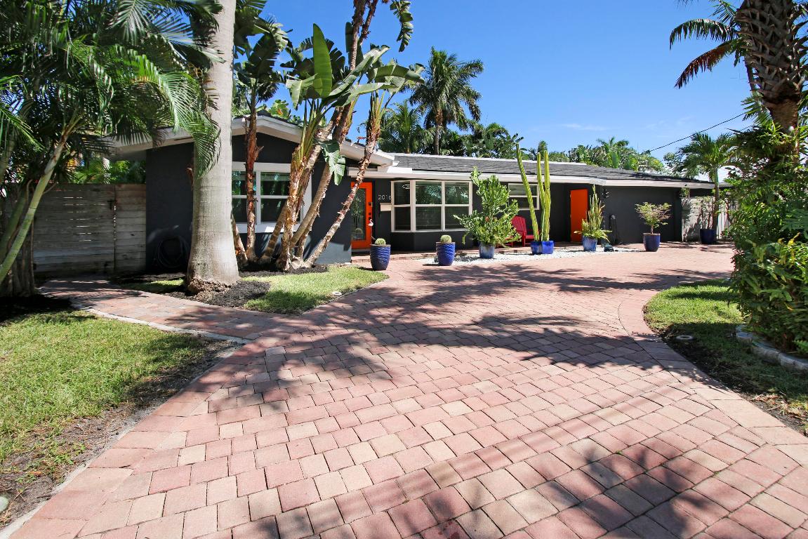 CORAL POINT - Residential