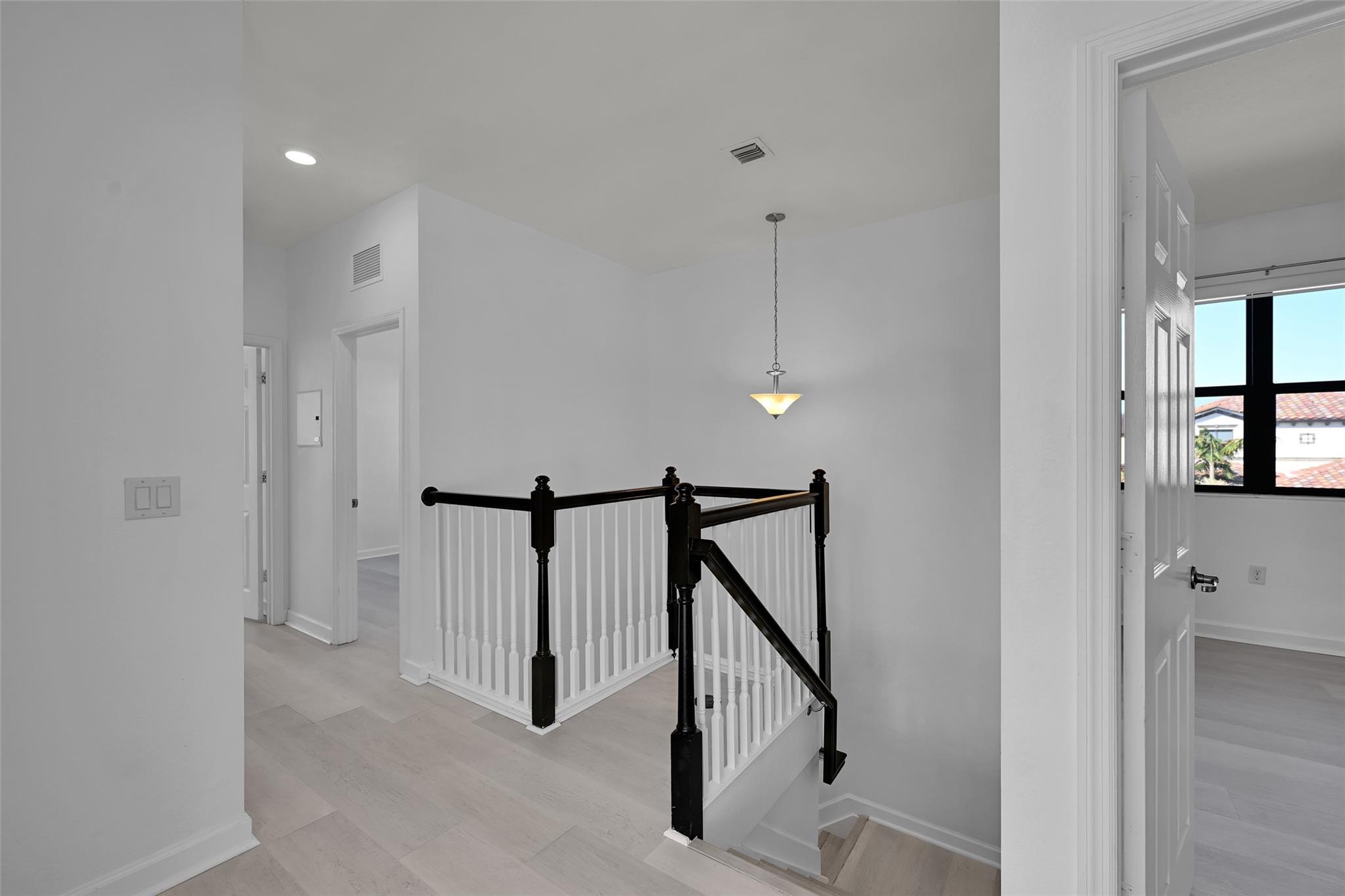 COCO PALM ESTATES - Residential