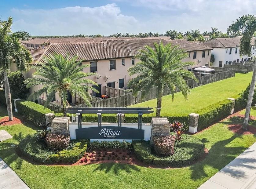 COCO PALM ESTATES - Residential