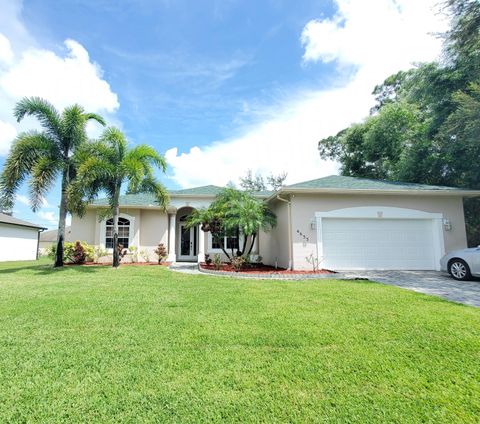 A home in Port St Lucie