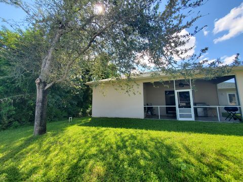 A home in Port St Lucie