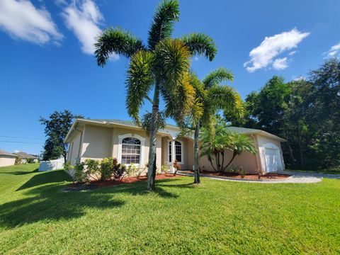 A home in Port St Lucie