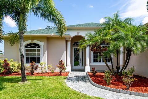 A home in Port St Lucie