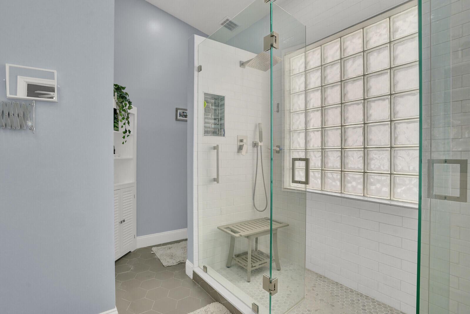 Thoroughbred Lake Estates - Residential