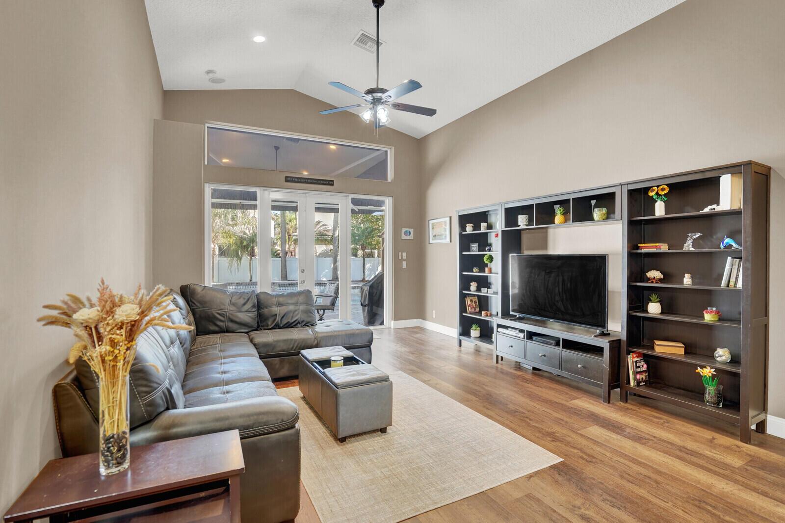 Thoroughbred Lake Estates - Residential