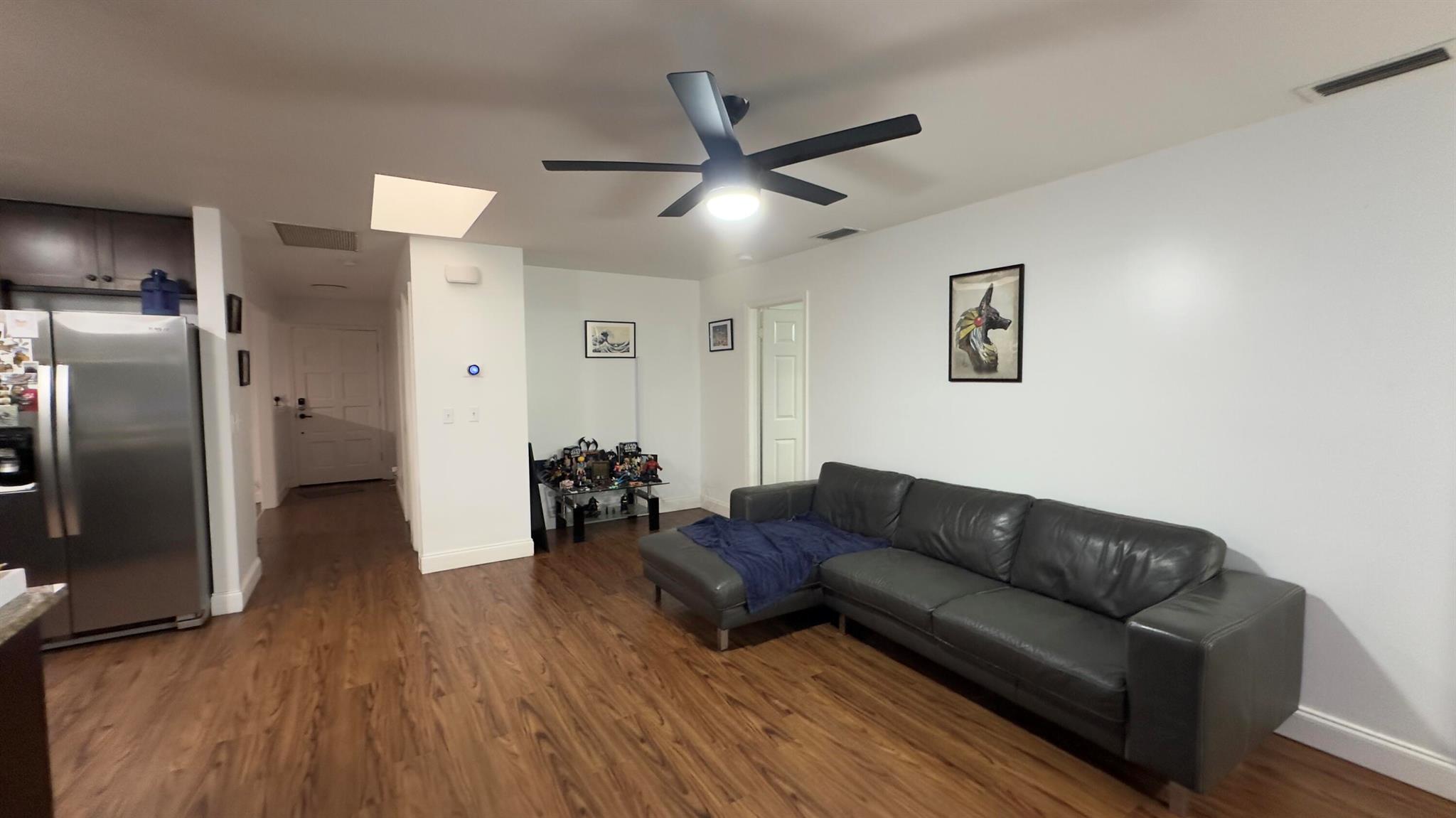 LONE PINE ESTATES PLATS 4 AND 5 - Residential Lease