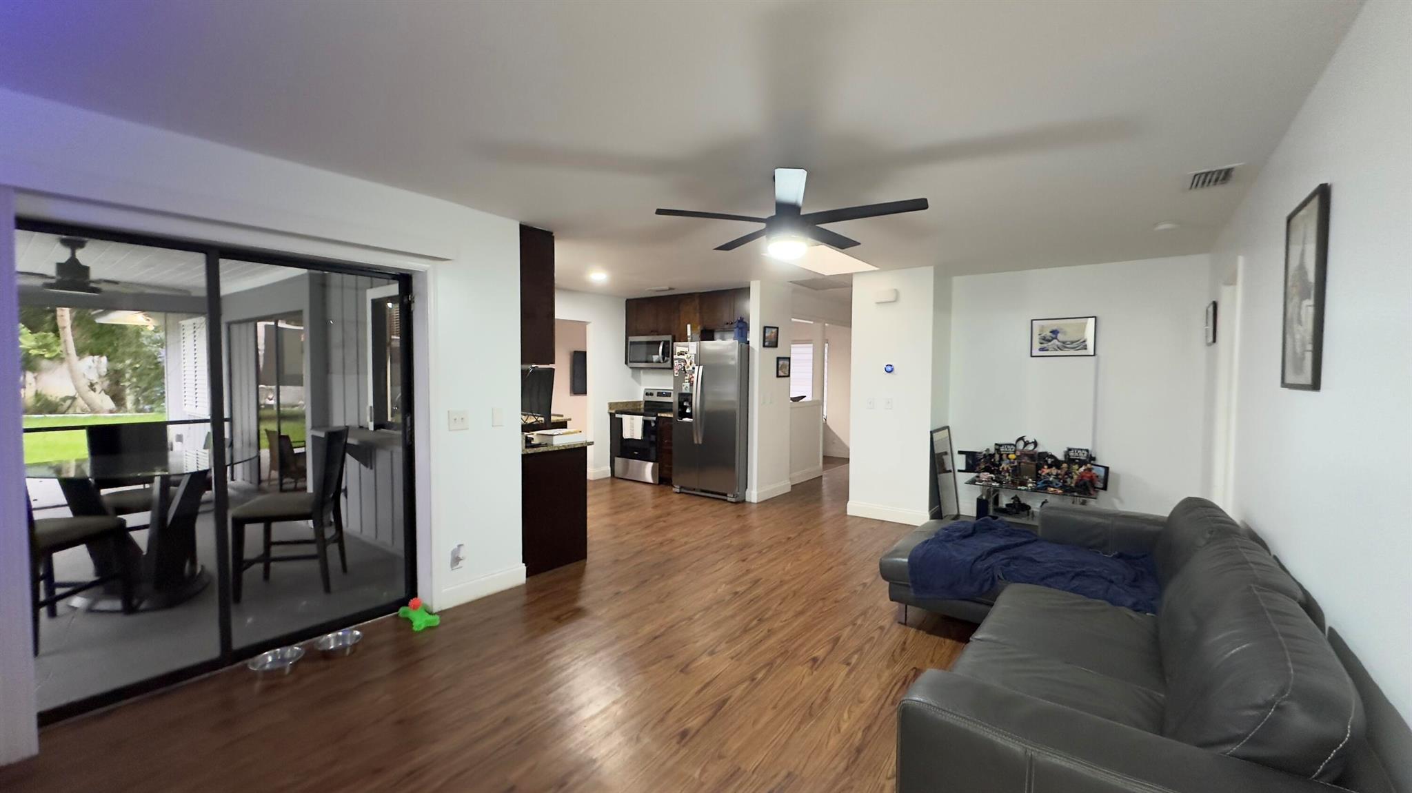 LONE PINE ESTATES PLATS 4 AND 5 - Residential Lease