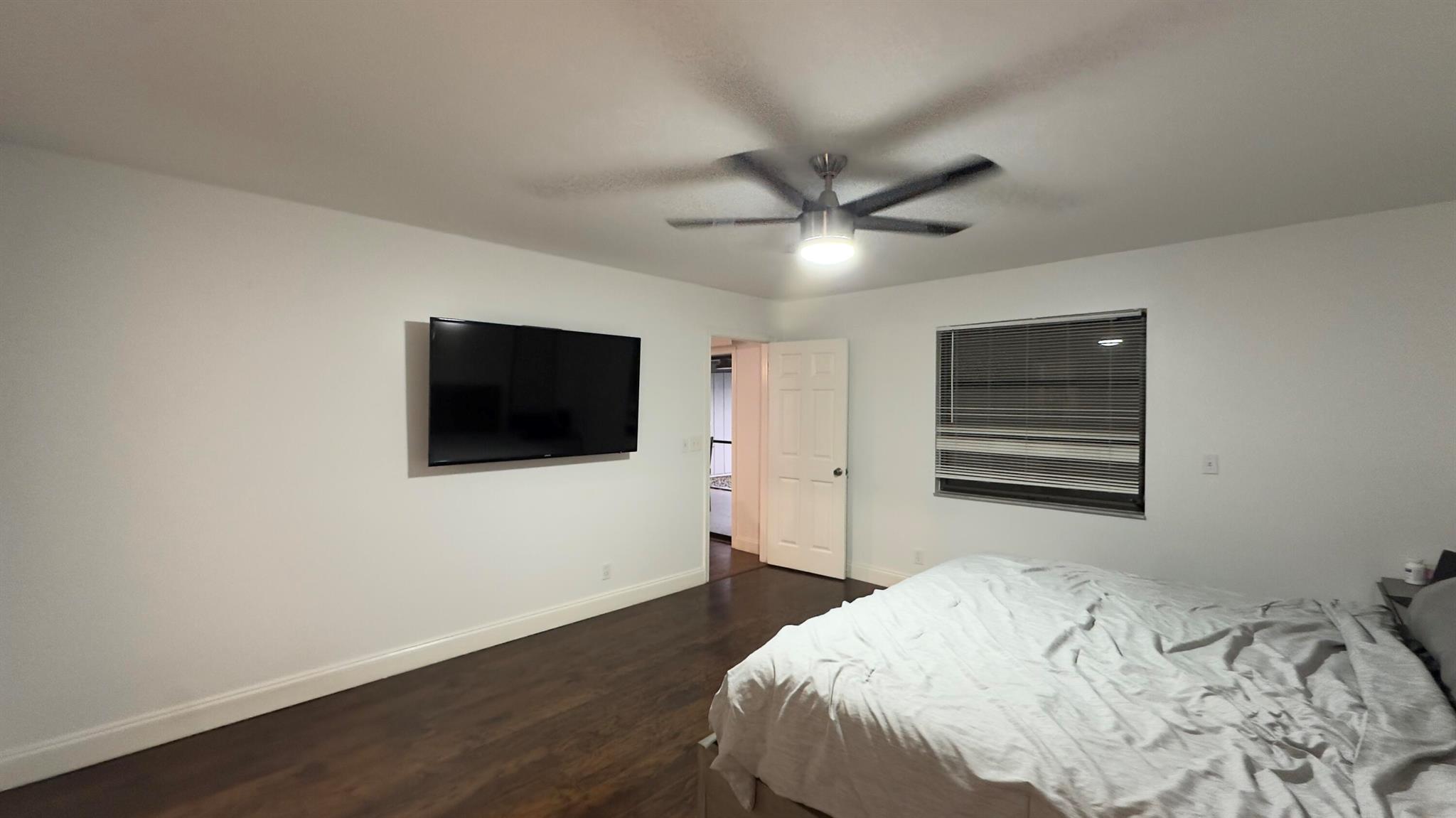 LONE PINE ESTATES PLATS 4 AND 5 - Residential Lease