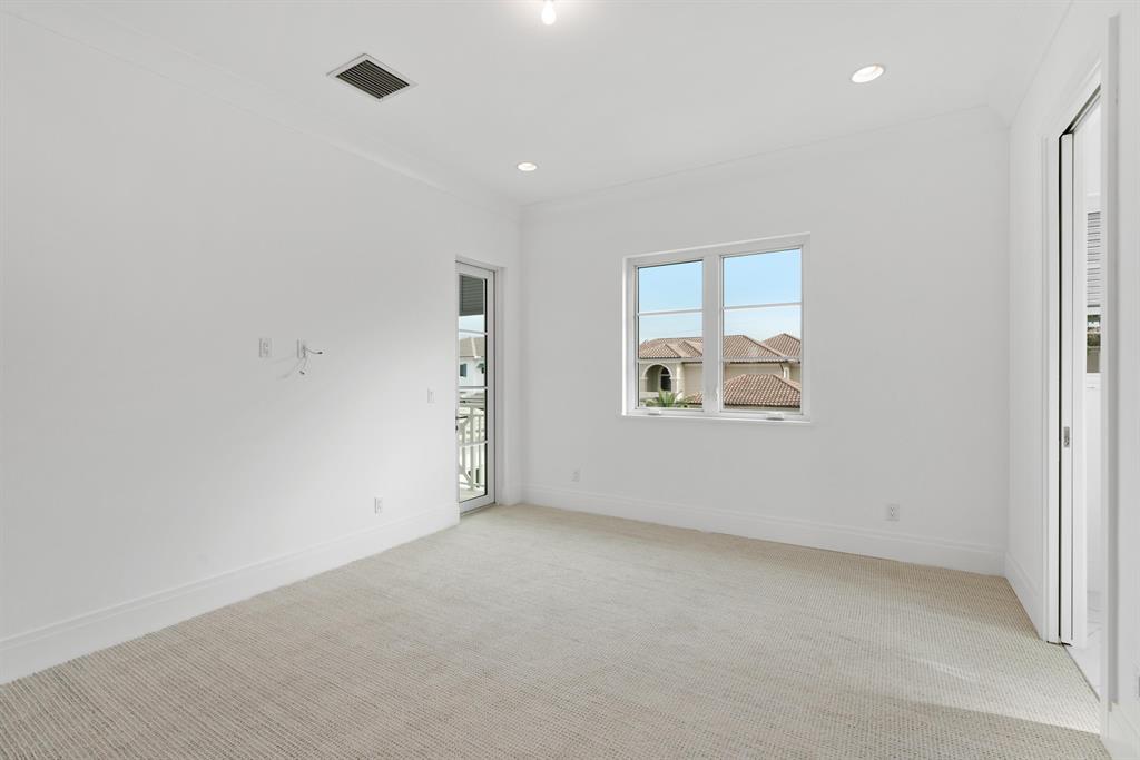 Paradise Point - Residential