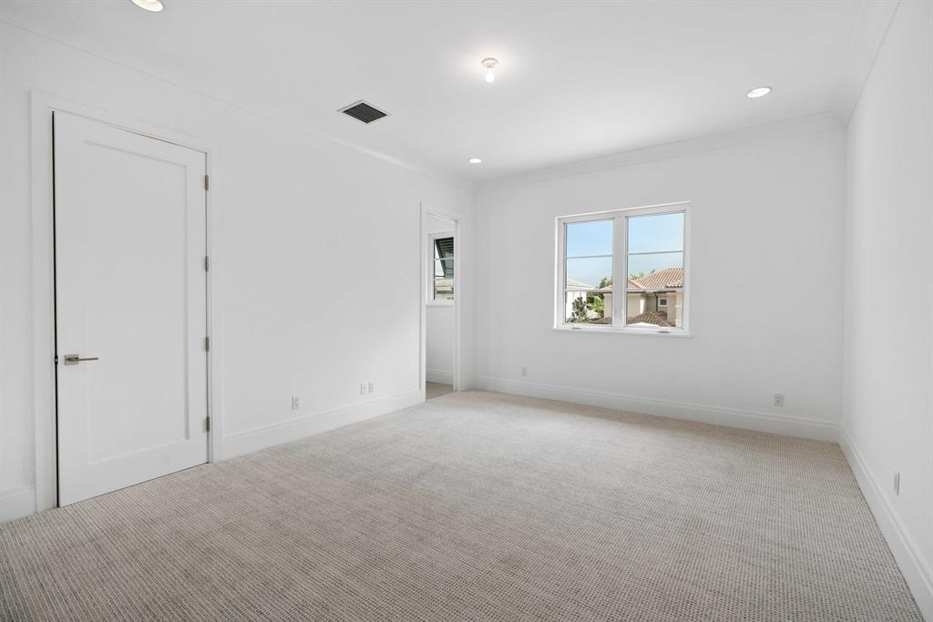 Paradise Point - Residential