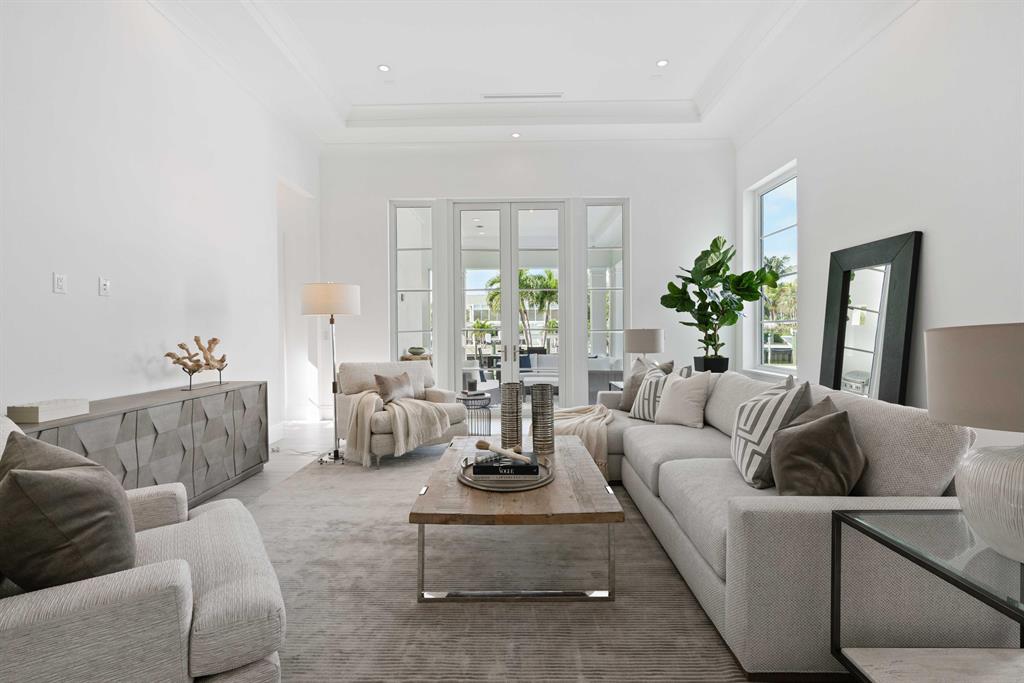 Paradise Point - Residential