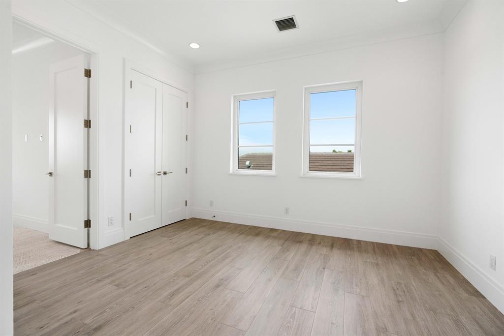 Paradise Point - Residential