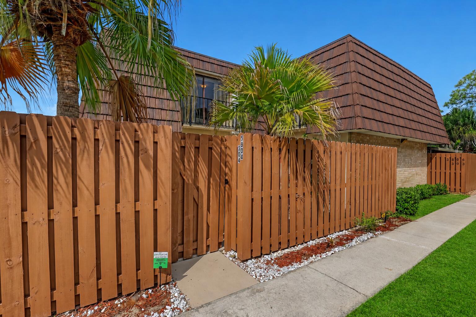 5808 SE Riverboat Drive 304