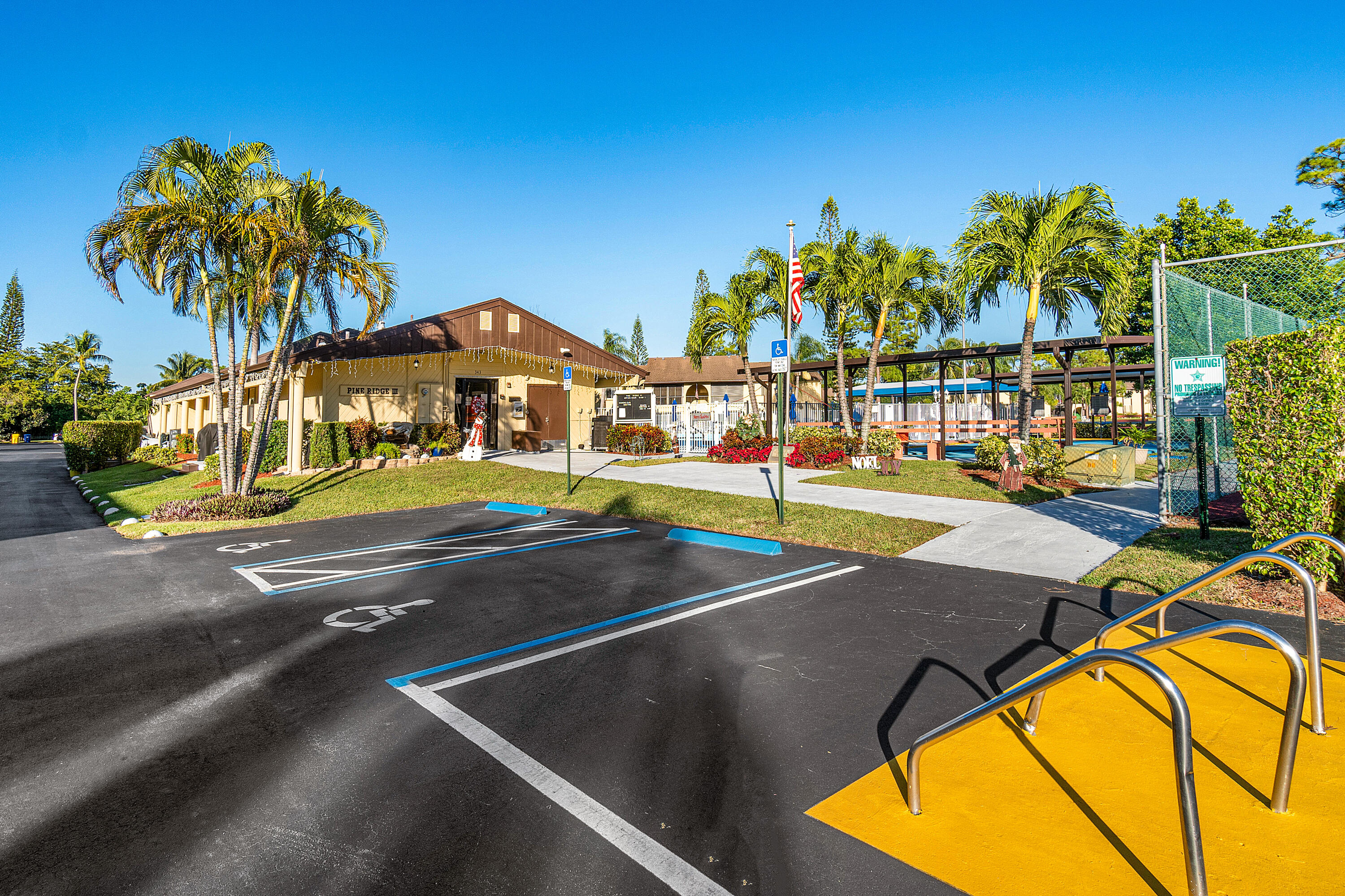 PINE RIDGE SOUTH III CONDO - Residential