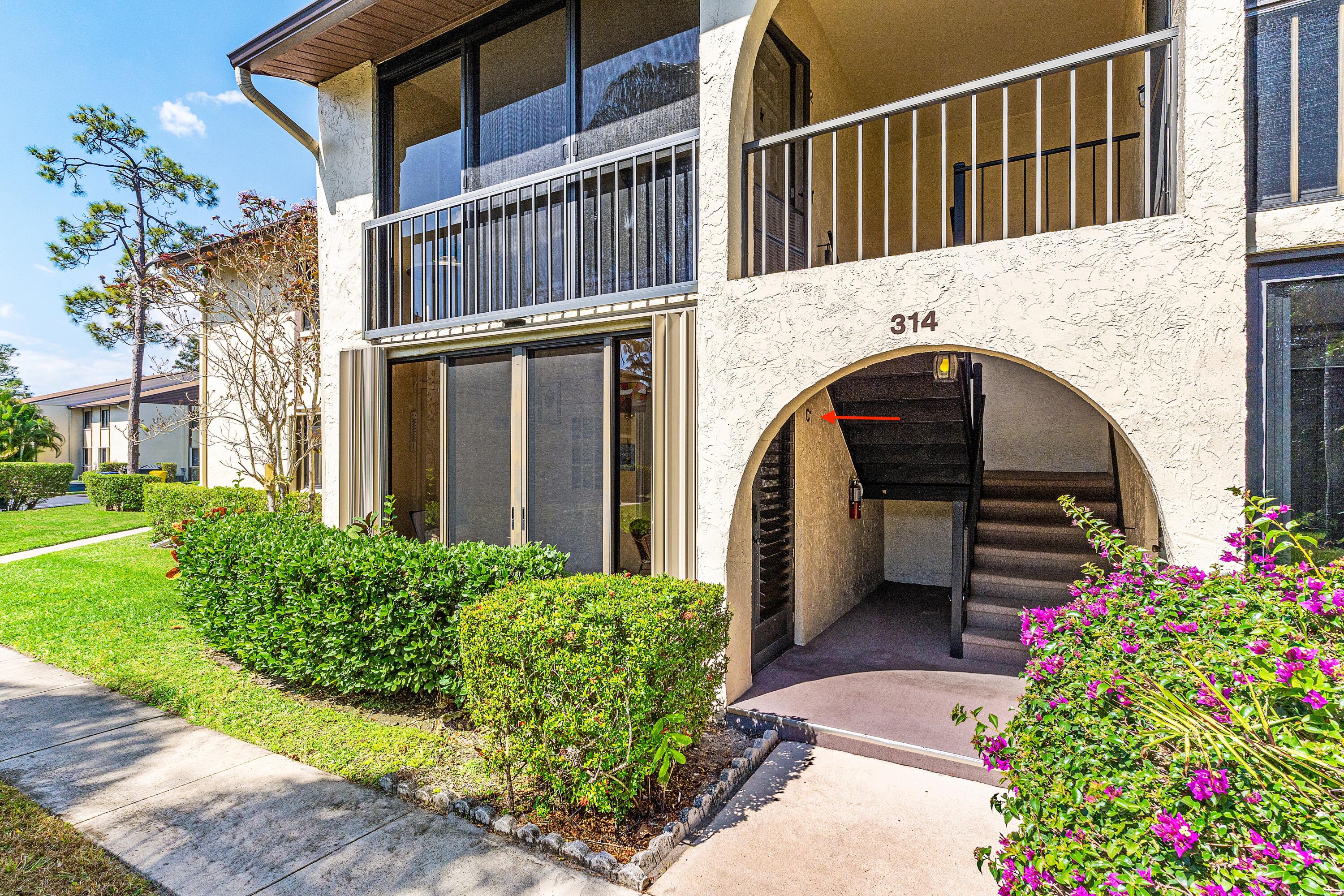 314 Knotty Pine Circle C-1