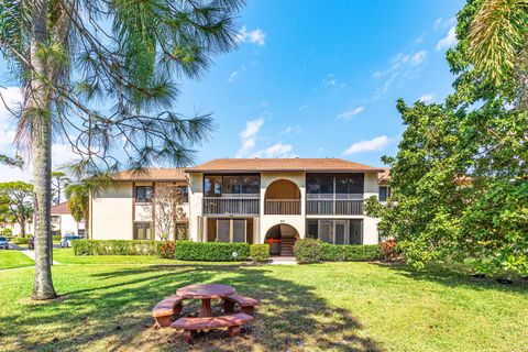 314 Knotty Pine Circle C-1 Greenacres FL 33463